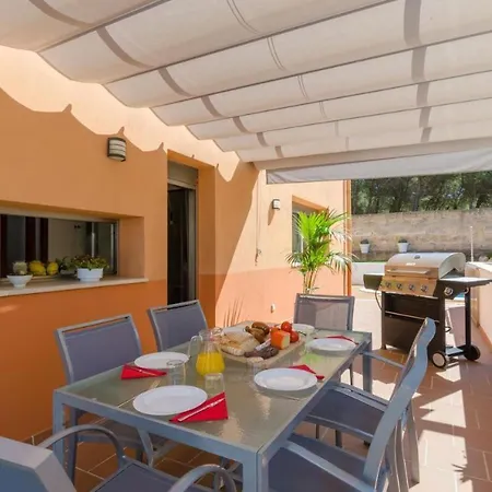 Pica House Holiday home *